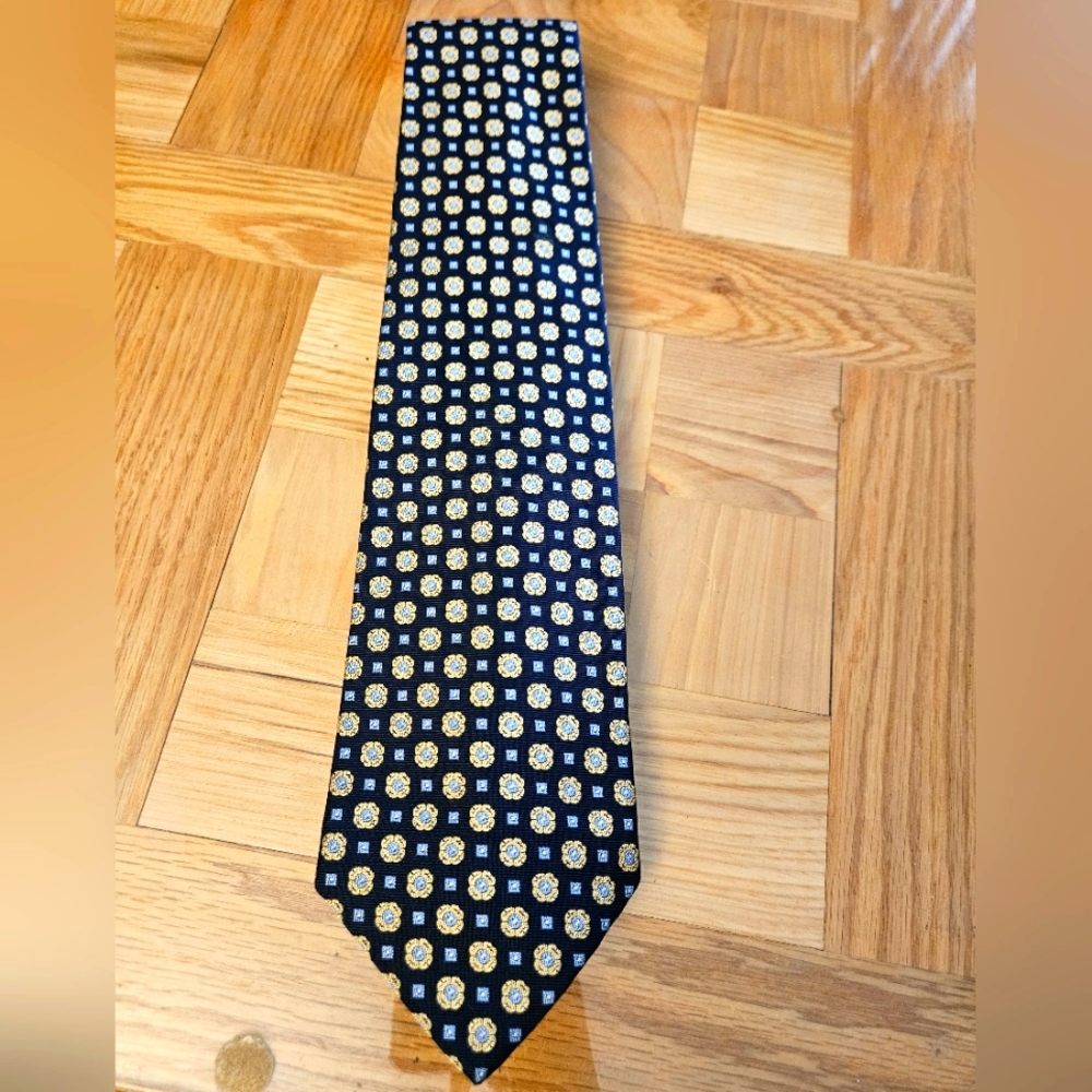 Brooks Brothers Blue and Gold Classic Silk Tie